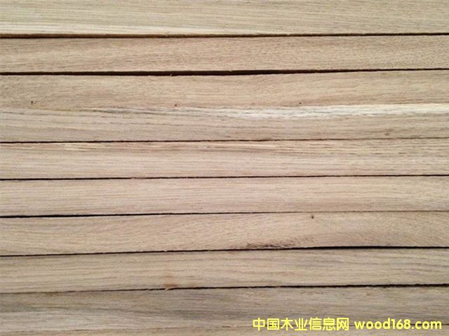 ����ľ��� �W���M(j��n)����һ��ľ��� �������M(j��n)��ľ��