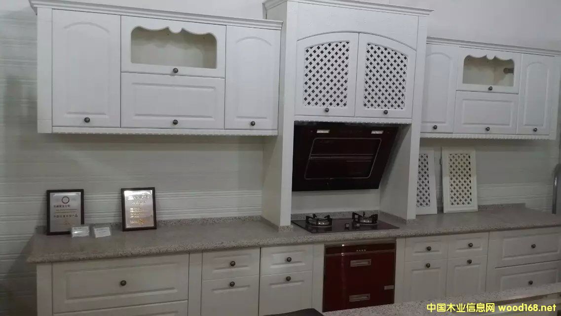 ���w����