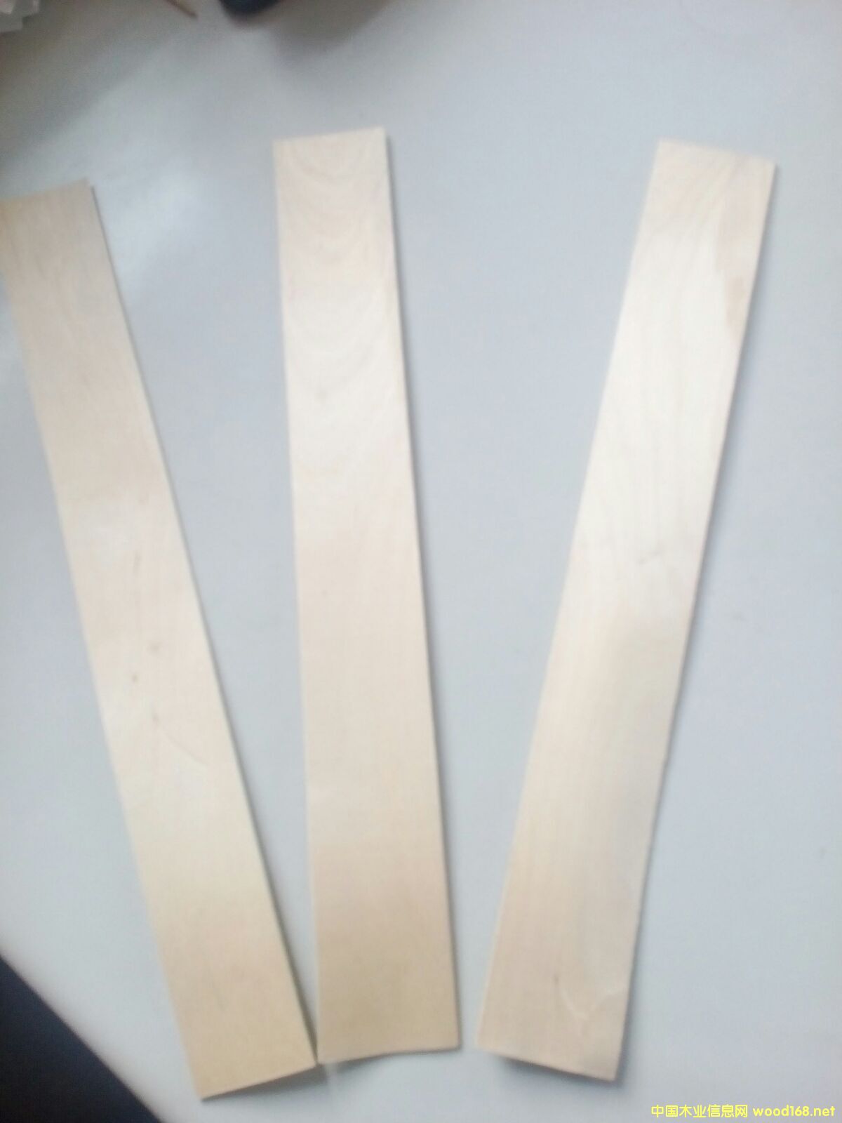 ���_˹�M(j��n)�ڃ�(y��u)�|(zh��)��ľ���