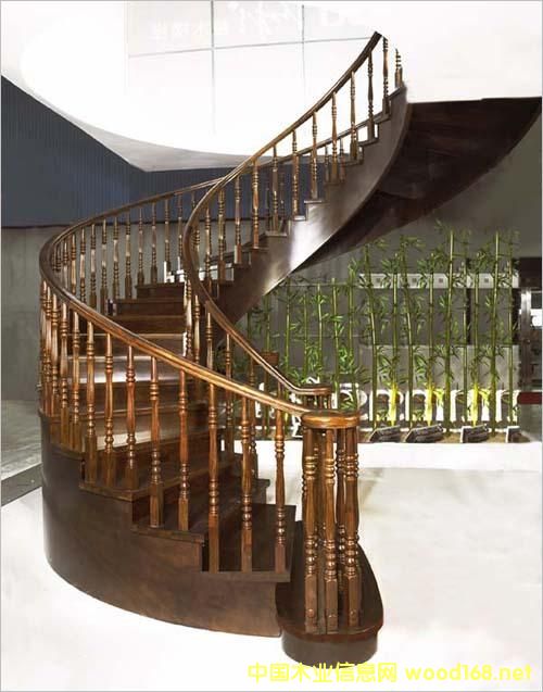 �ͻ�ľ�|(zh��)����̤������̤����r�����l(f��)