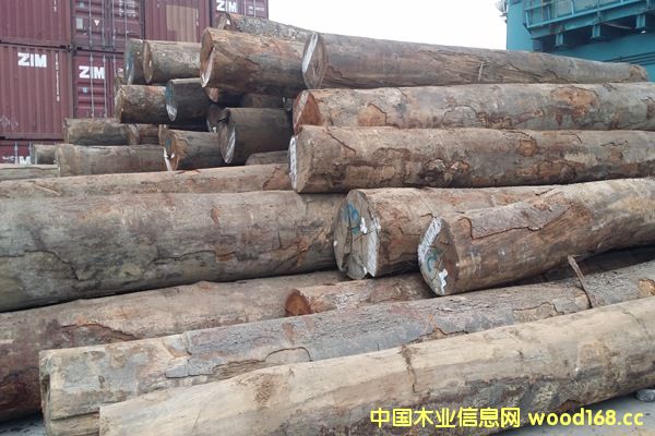    �K���Ϲ灆�����껨��ԭľ