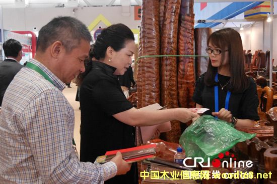 Խ��ľ�|(zh��)�������ε��Č��ϲ���