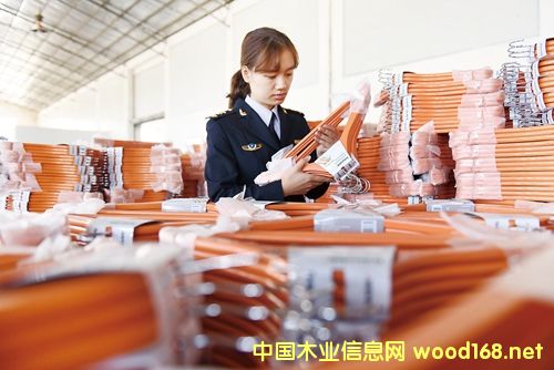 �V�����ֿhľ���¼ܳ�����ռȫ��(gu��)ͬ�(l��i)�a(ch��n)Ʒ50%����