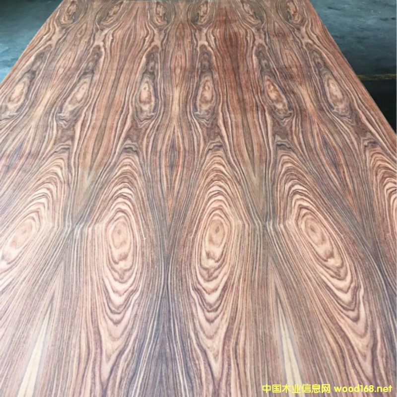 [��] ��Ȼ������֦ľ���壬��֦ľƤ�N�����UV��Ϳ�bľ���