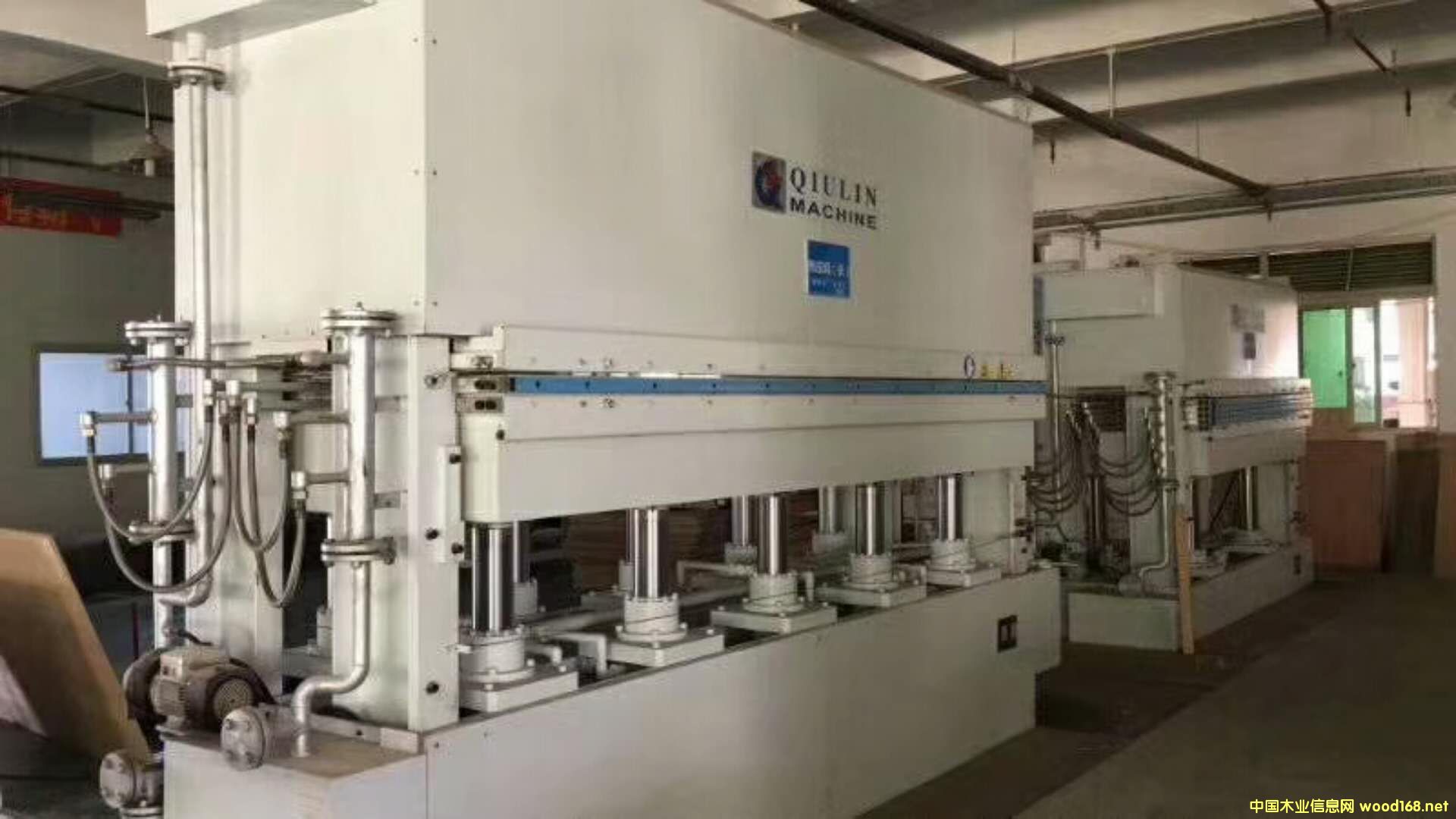 ����300�����ӟቺ�C