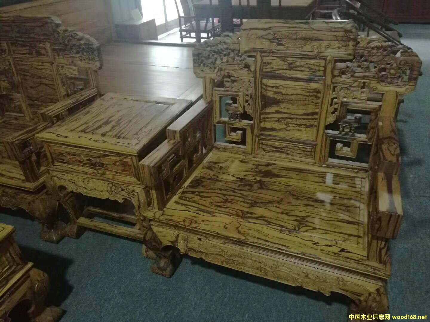 �������~�S�����Ԕ����B