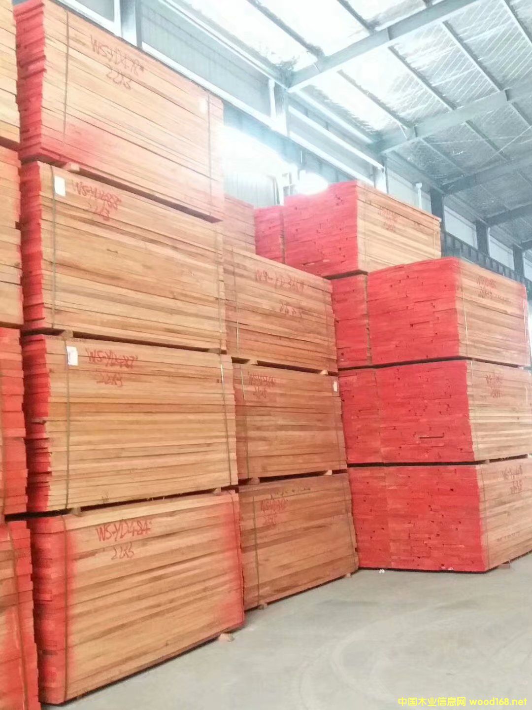 ��ľ�����ֱƴ��