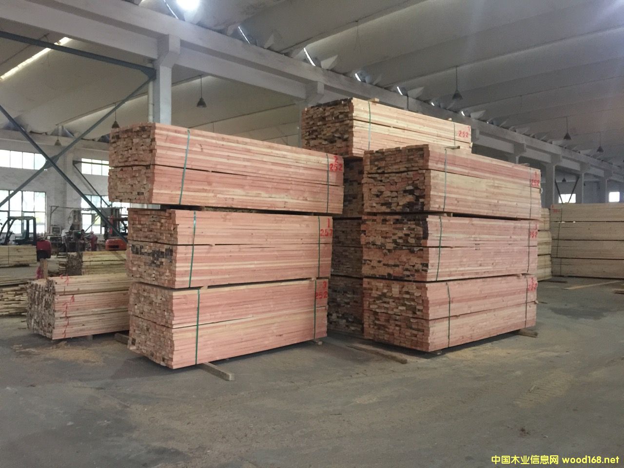 �S��ֱ�N������ľ������ľ��ľ������Ž��ġ����b�ĵ�Ԕ��(x��)��B