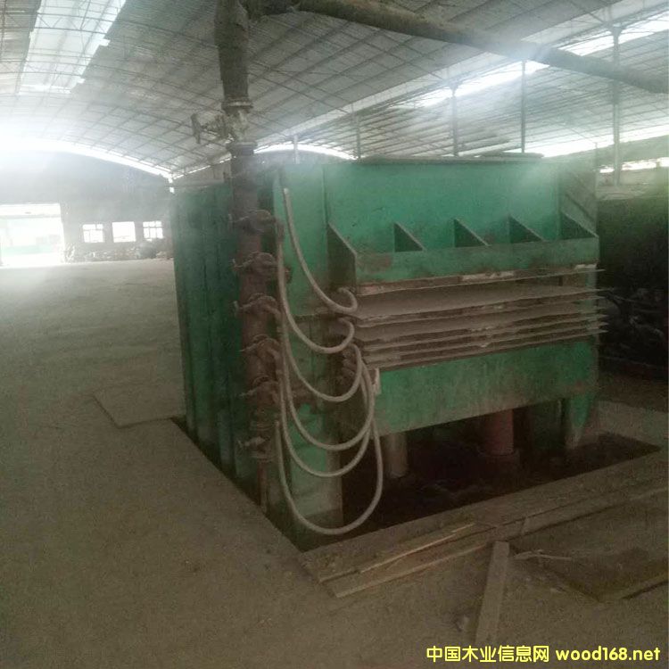 �ɝ��̹��a(ch��n)4*8����ӂ�(c��)��ʽ�ቺ�C