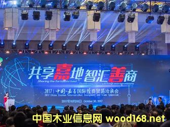 �����������sҫǰ��