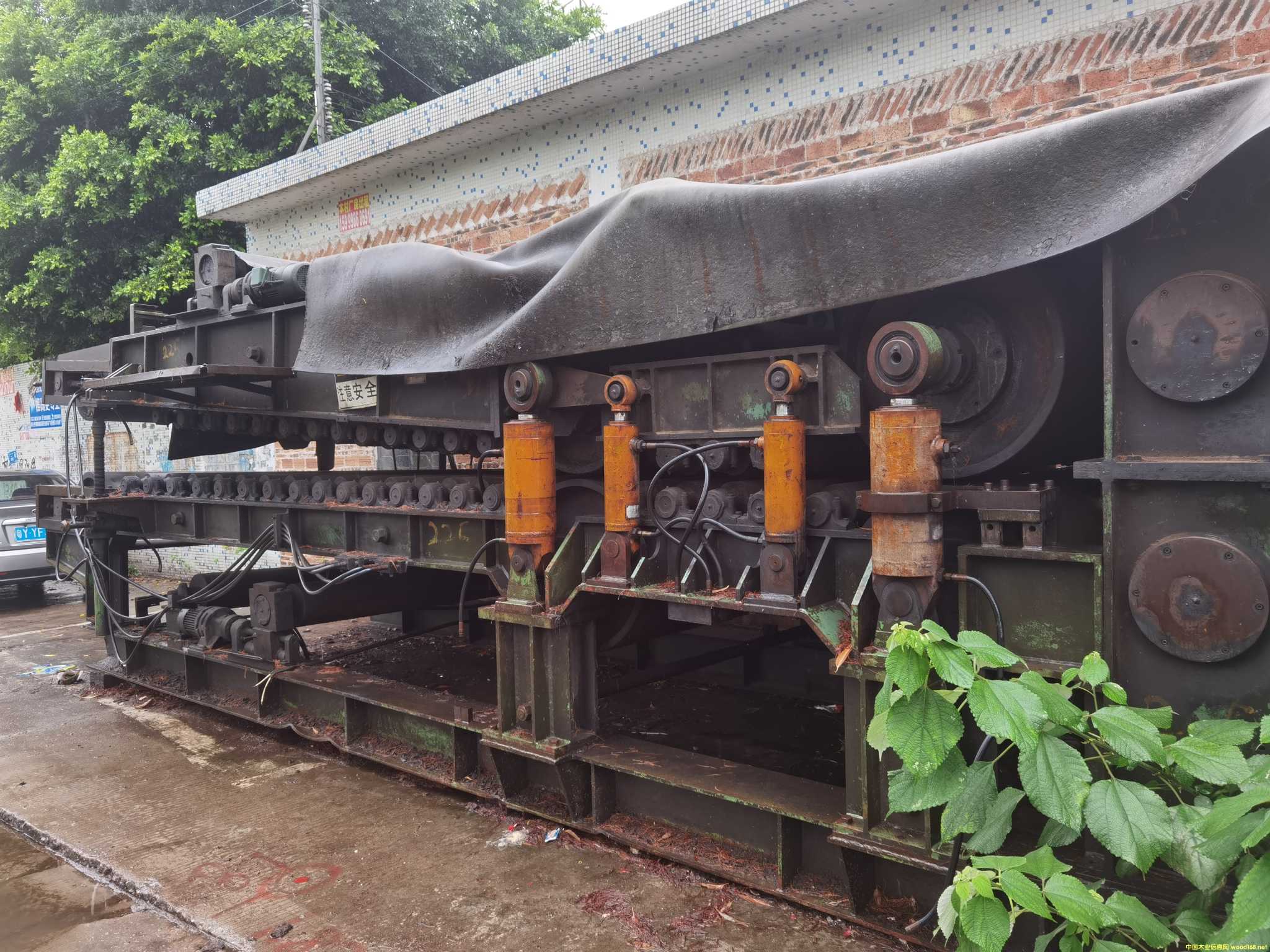 �A(y��)���C