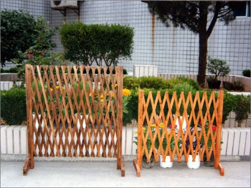 ��s�W(w��ng)�� EXTENSIBLE WOODEN GRILLED��Ԕ��(x��)��B