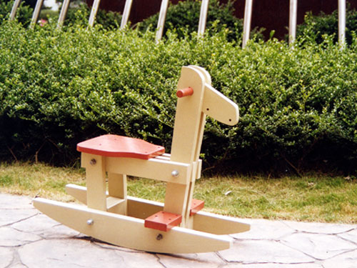 ľ�R WOODEN HOUSE��Ԕ��(x��)��B